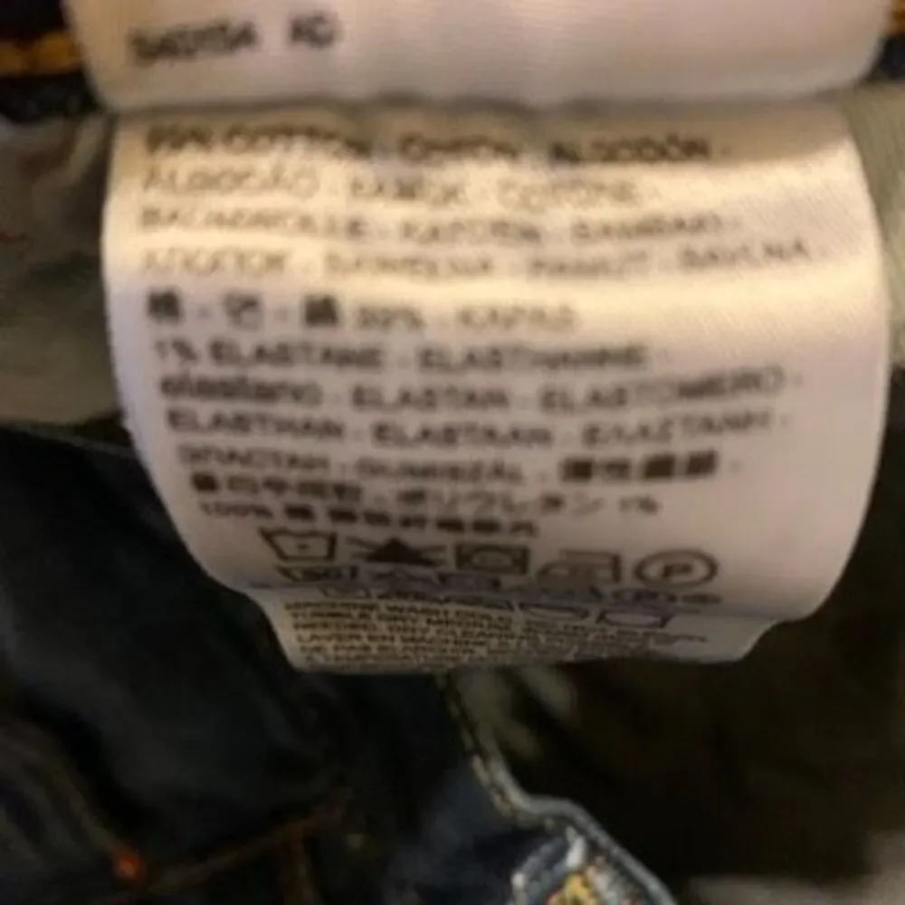 Levi’s 501 Button Fly Size 40x32 Jeans